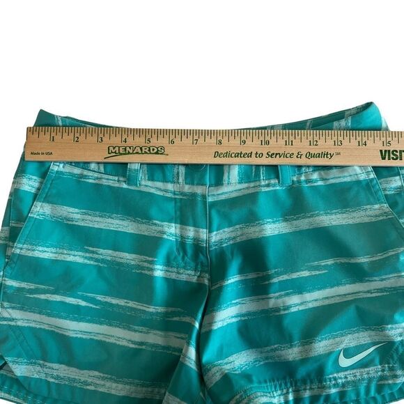 SIZE 4 Nike Golf TOUR PERFORMANCE DRI-FIT - Picture 5 of 14